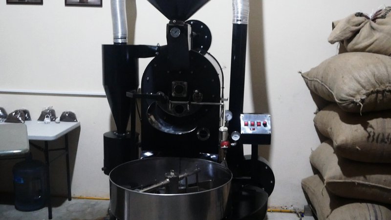 Abraham Vazquez home made coffee roaster